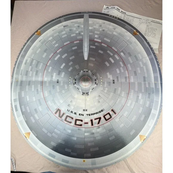 Star Trek "The Video Collection" U.S.S. Enterprise NCC-1701 Display Mobile 1988 - Picture 1 of 16